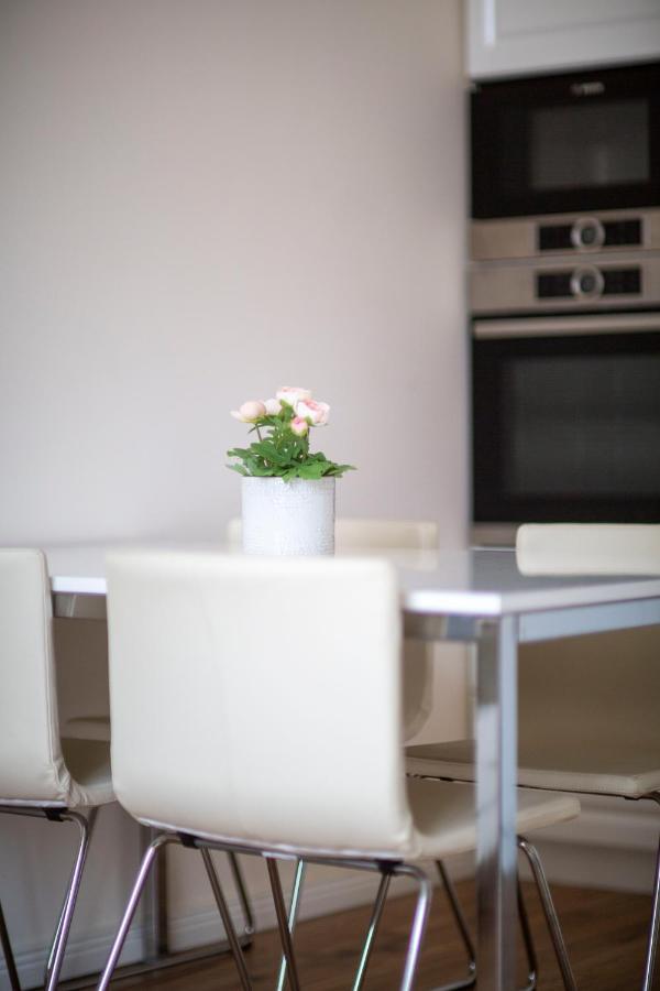 Luxurious Central Apartment In Liszt Ferenc Square بودابست المظهر الخارجي الصورة