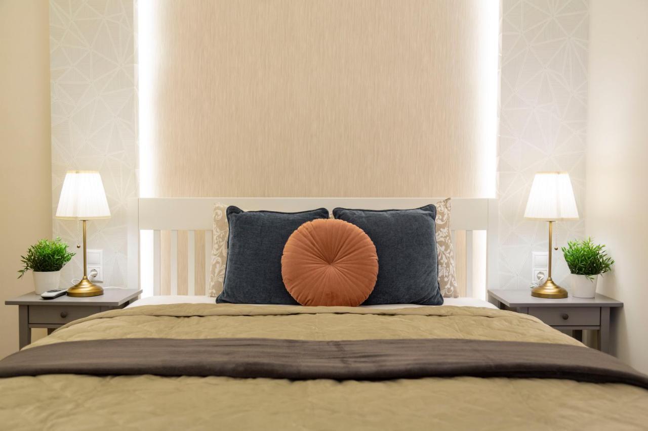 Luxurious Central Apartment In Liszt Ferenc Square بودابست المظهر الخارجي الصورة