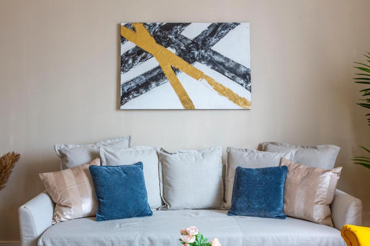 Luxurious Central Apartment In Liszt Ferenc Square بودابست المظهر الخارجي الصورة